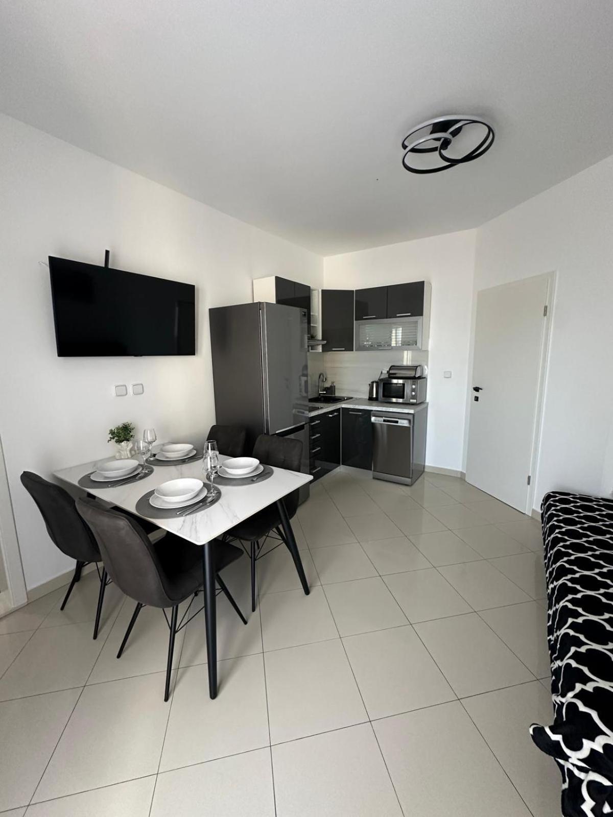 Apartments Villa Sunce 杜基拉特 外观 照片